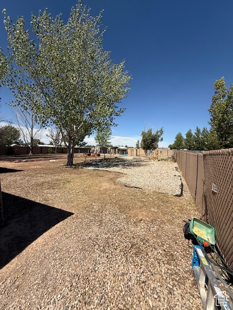 Photo 17 for MLS #2110750 at 723 E Rose Ln