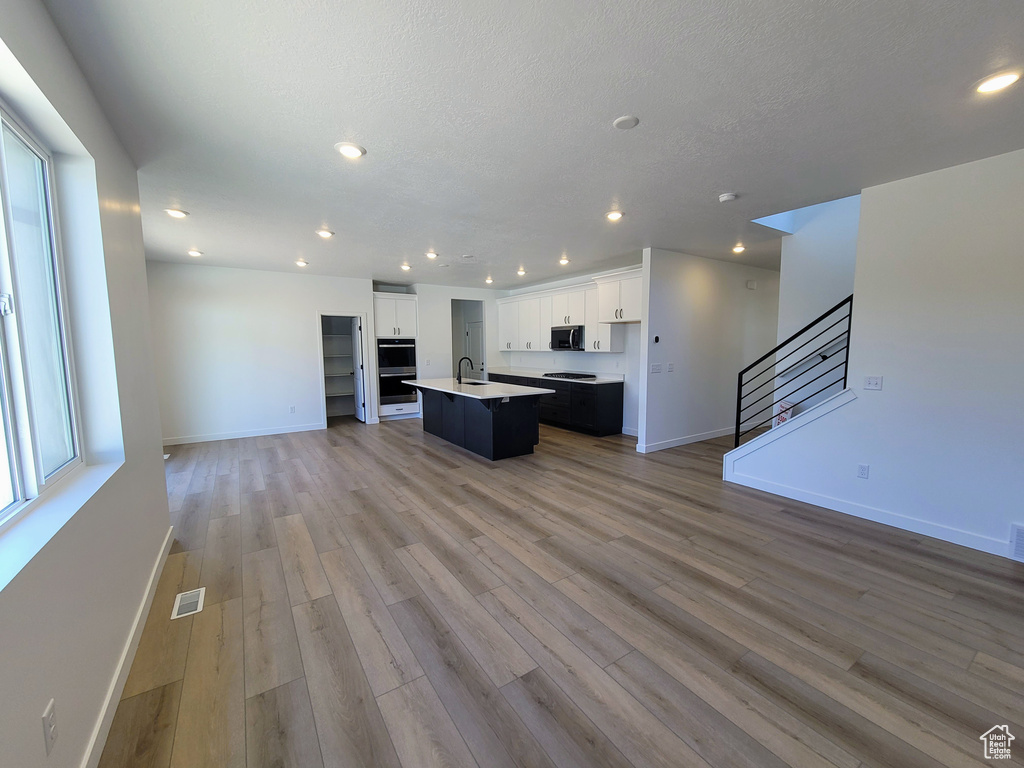 Photo 17 for MLS #2110753 at 738 N Plainsman Dr #107
