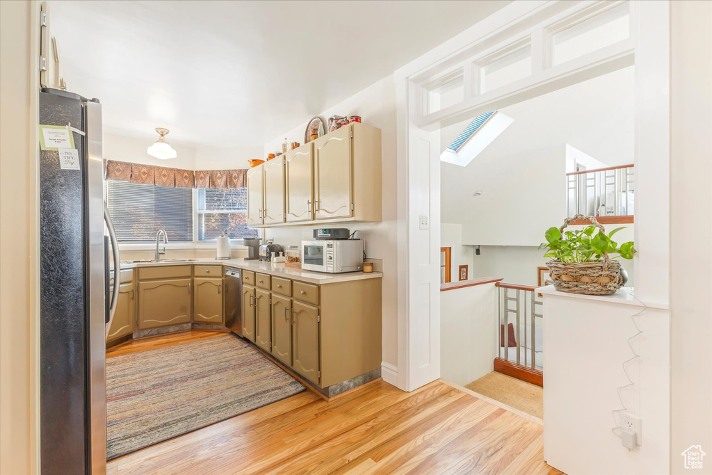 2490 E MURRAY HOLLADAY RD Salt Lake City, UT 84117