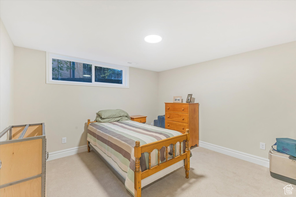 2490 E MURRAY HOLLADAY RD Salt Lake City, UT 84117