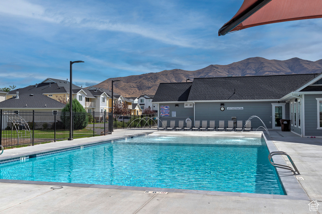 3944 N EAGLE POINT LN Eagle Mountain, UT 84005