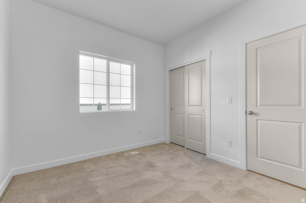 8203 W GALLATIN PEAK RD Magna, UT 84044