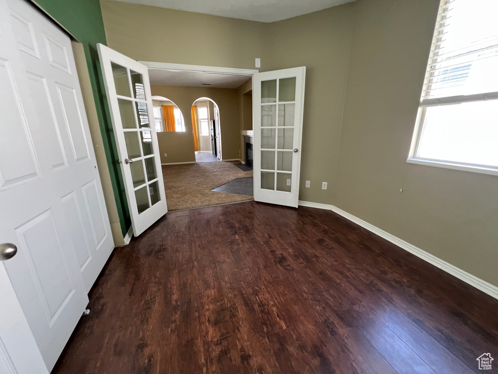 Photo 12 for MLS #2110776 at 715 N Leeds Ct