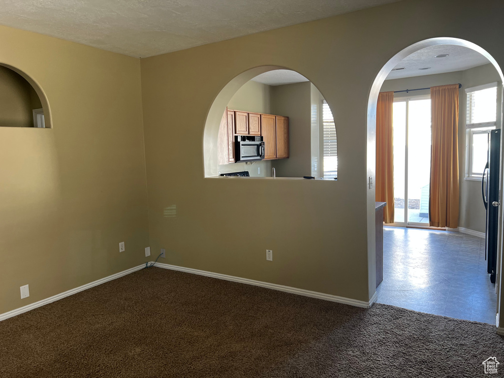 Photo 8 for MLS #2110776 at 715 N Leeds Ct