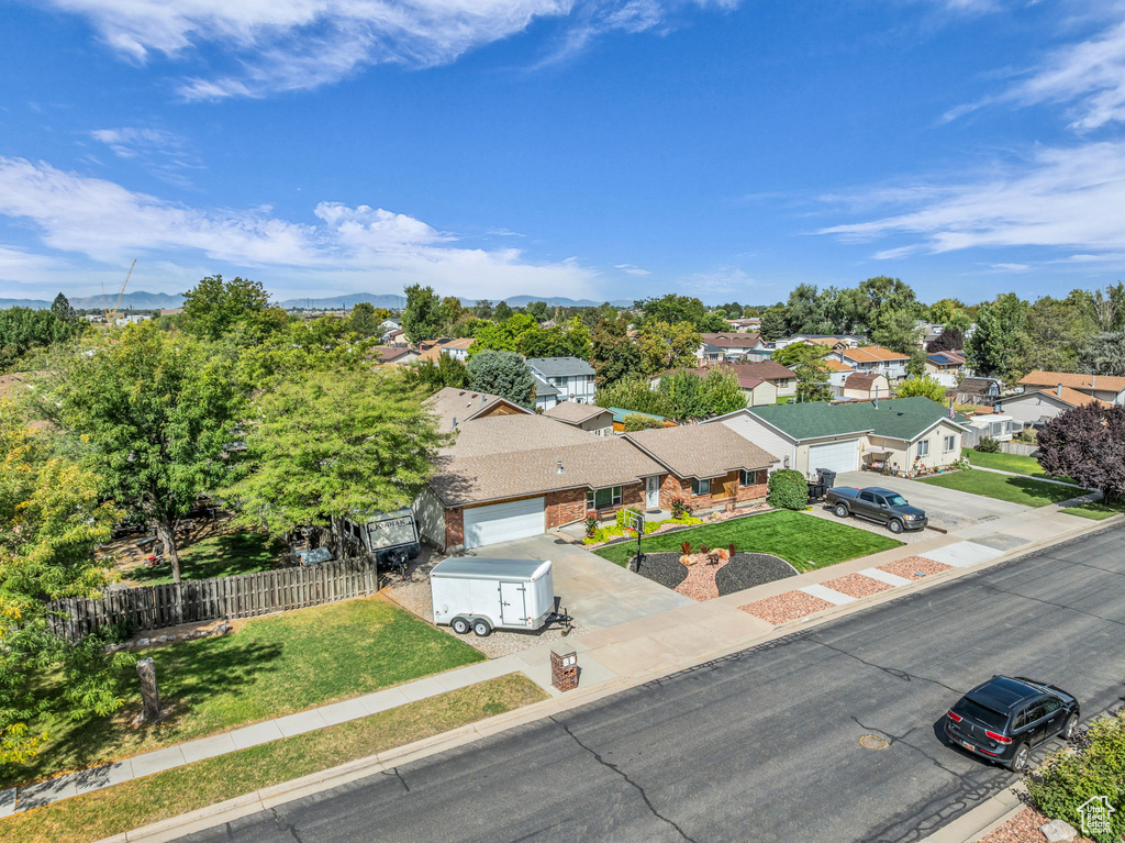 928 N 2075 W Farr West, UT 84404