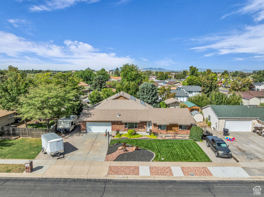 928 N 2075 W Farr West, UT 84404