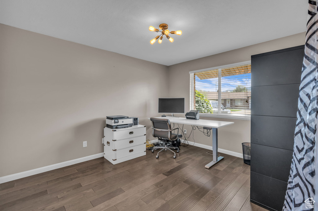 928 N 2075 W Farr West, UT 84404