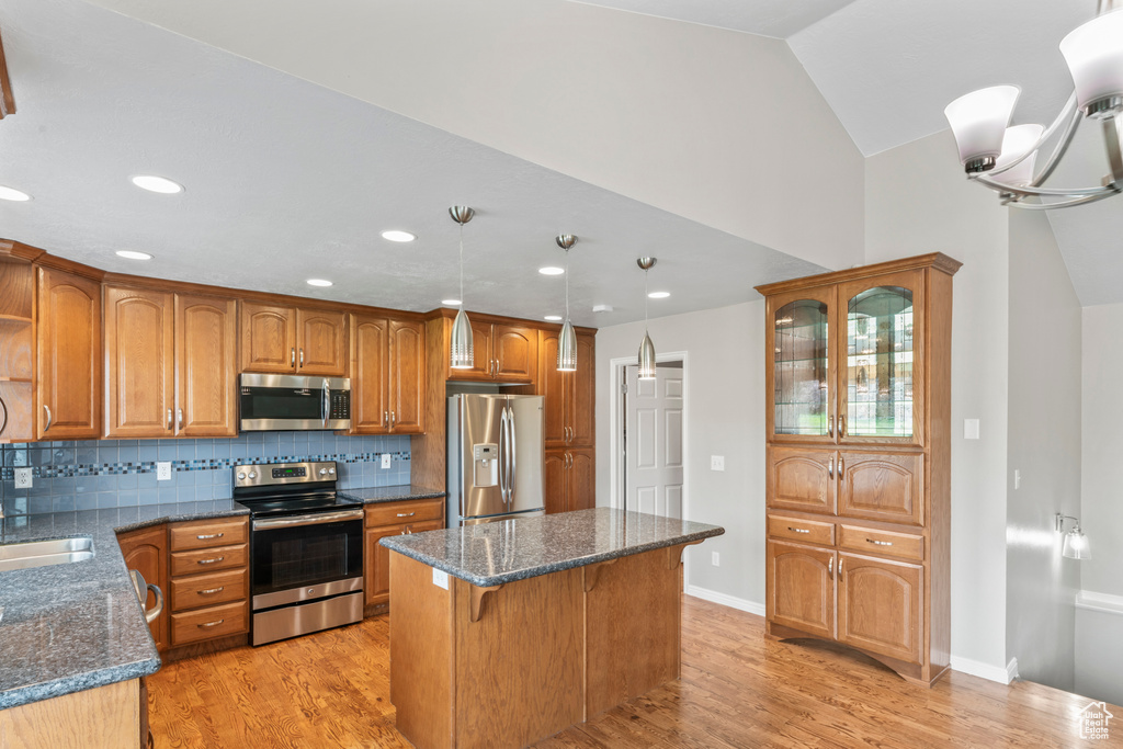 Photo 19 for MLS #2110785 at 988 W 170 South