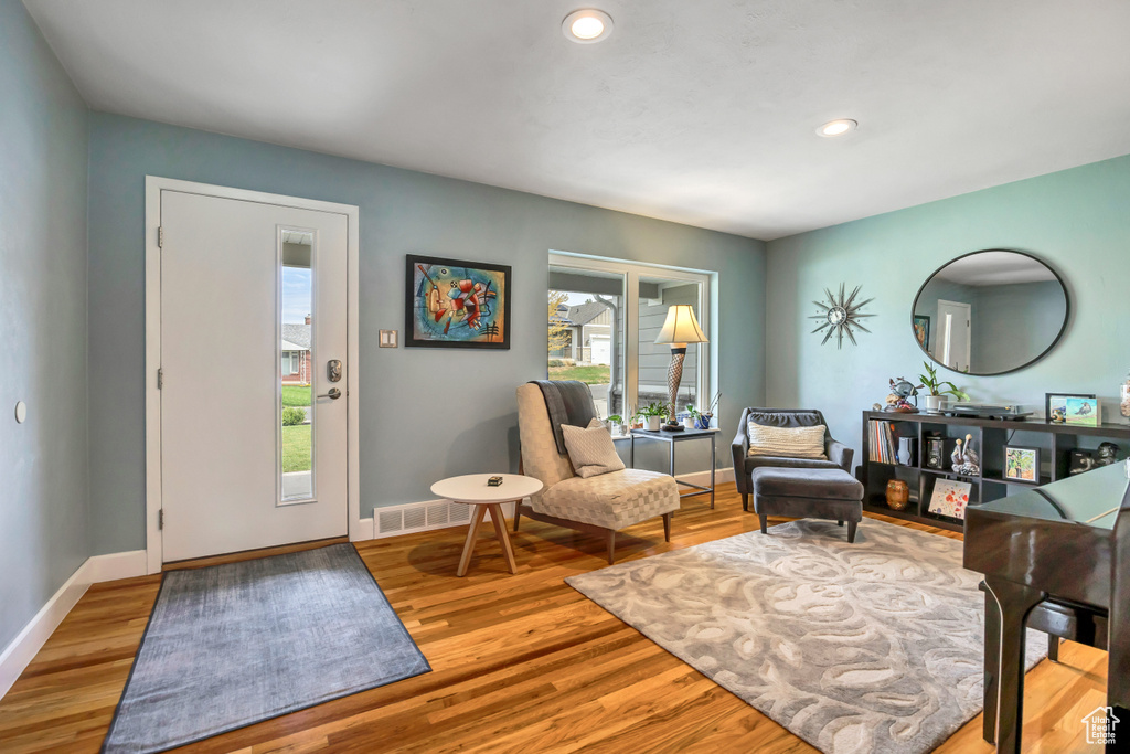 Photo 15 for MLS #2110788 at 2752 E Wardway Dr