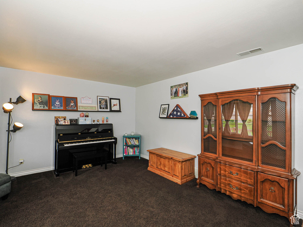 Photo 18 for MLS #2110798 at 415 N Columbus Ln
