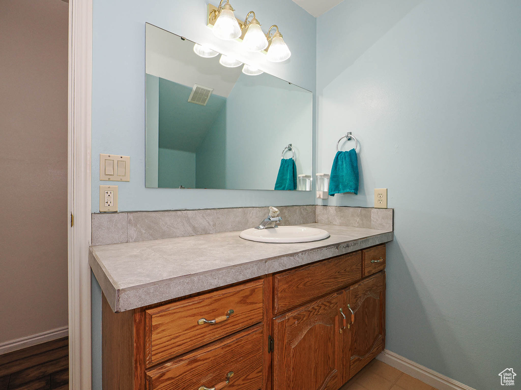 Photo 52 for MLS #2110798 at 415 N Columbus Ln