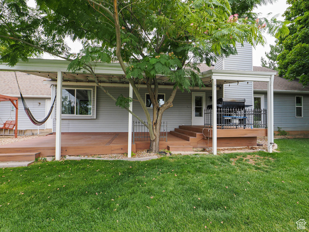 Photo 7 for MLS #2110798 at 415 N Columbus Ln