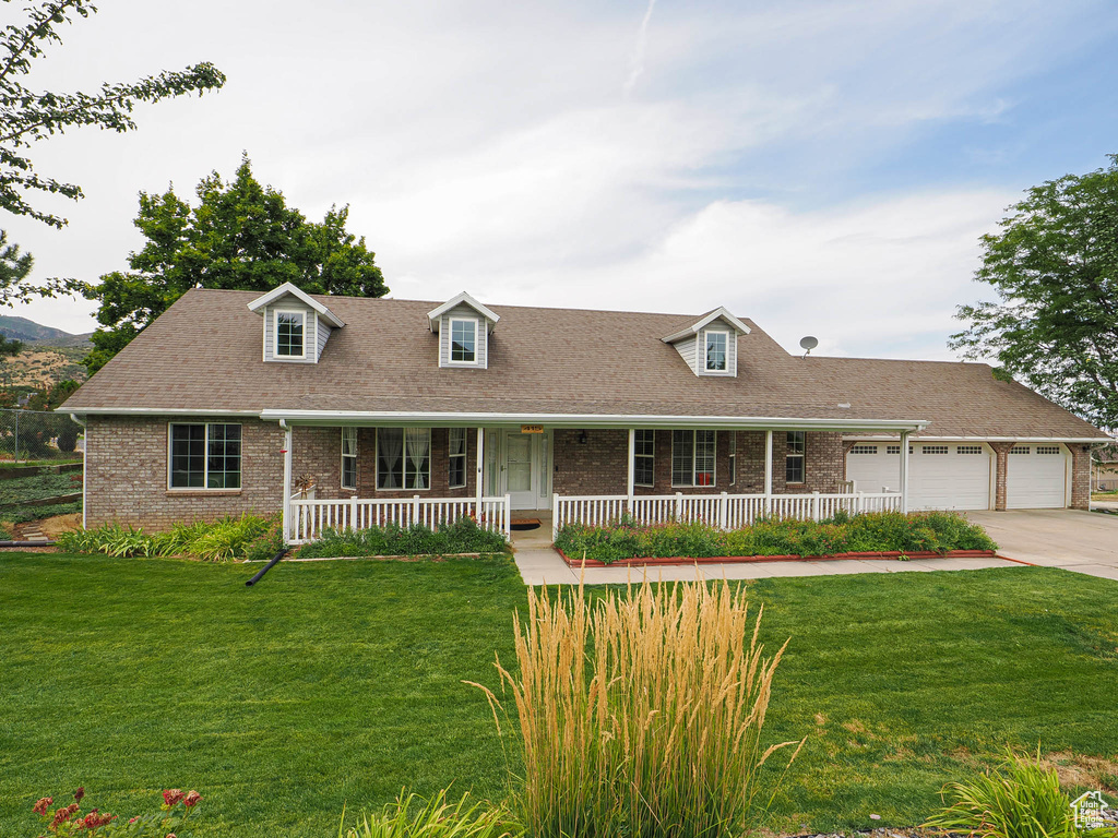 Photo 2 for MLS #2110798 at 415 N Columbus Ln
