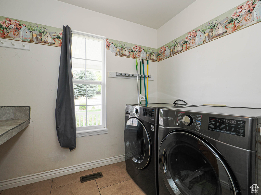 Photo 42 for MLS #2110798 at 415 N Columbus Ln