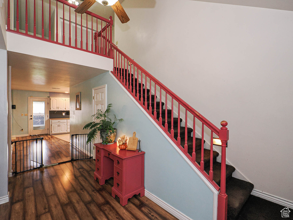 Photo 16 for MLS #2110798 at 415 N Columbus Ln