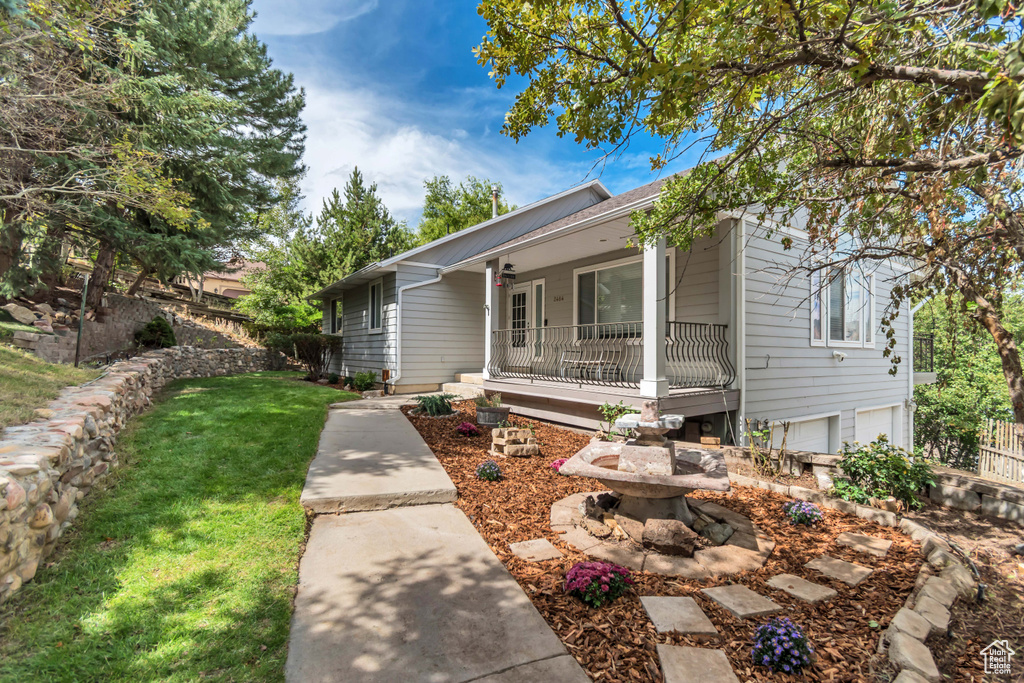 Photo 2 for MLS #2110808 at 2484 Oakridge Dr