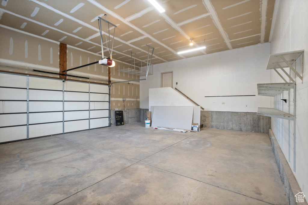 Photo 36 for MLS #2110818 at 9226 N Mount Airey Dr