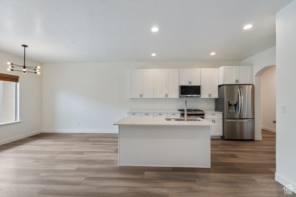 Photo 7 for MLS #2110818 at 9226 N Mount Airey Dr