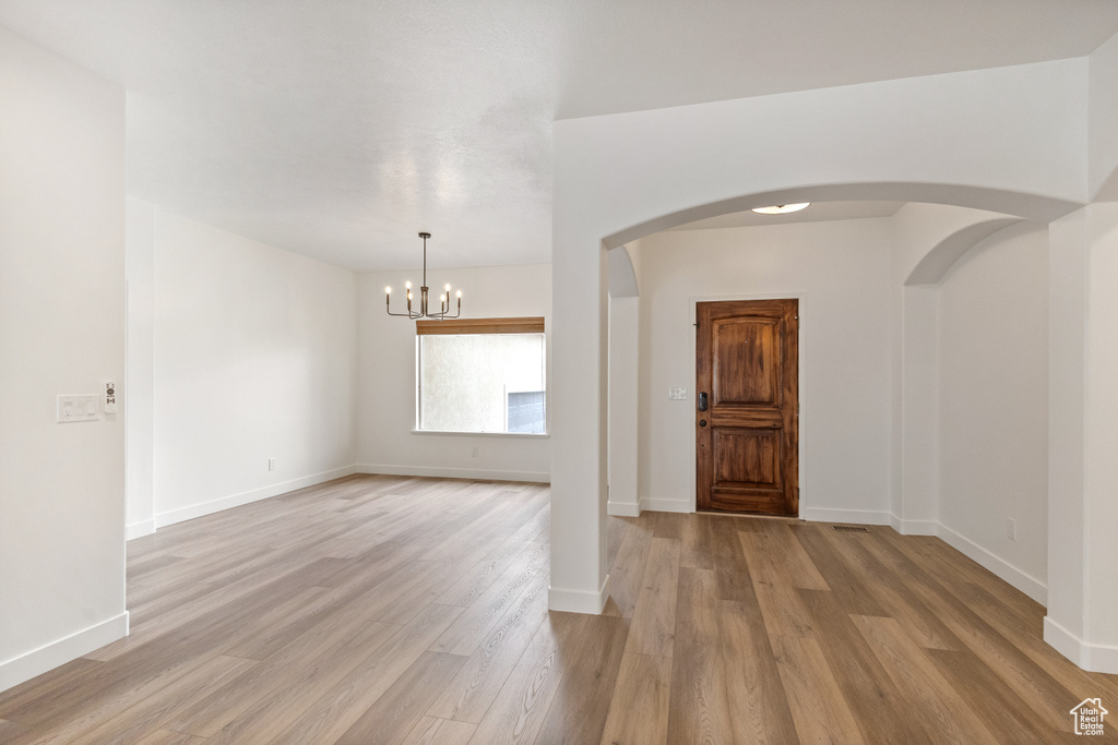 Photo 9 for MLS #2110818 at 9226 N Mount Airey Dr