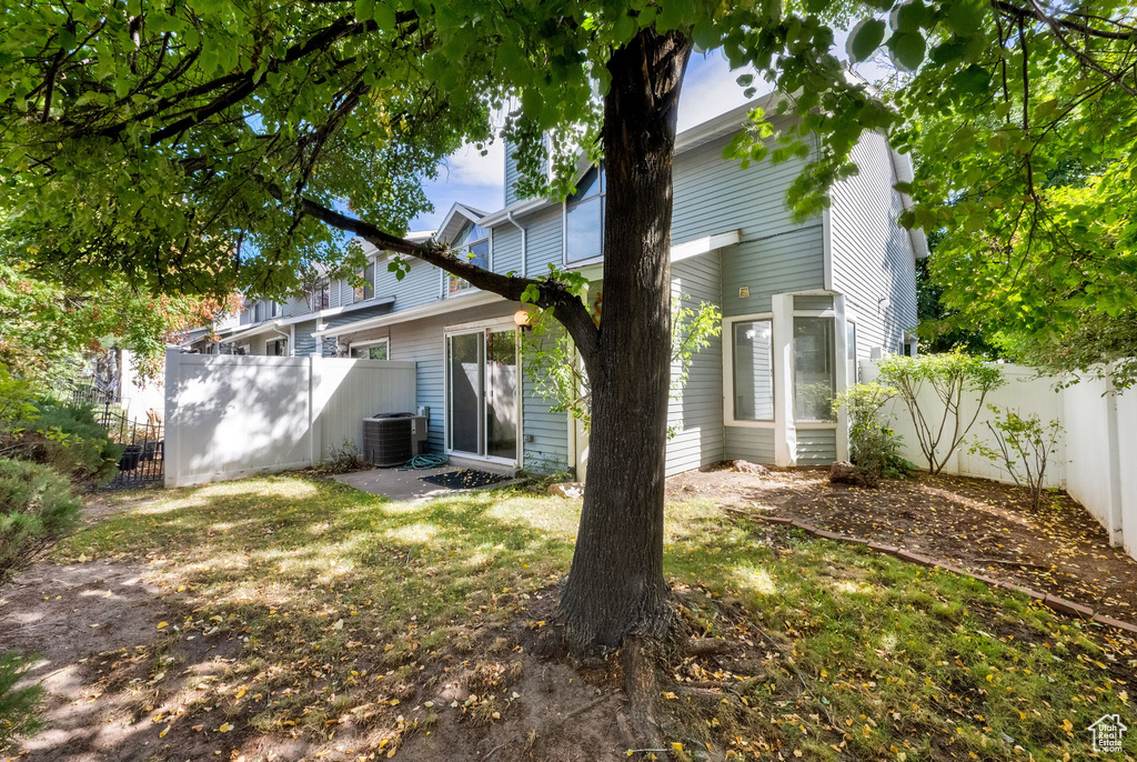 Photo 17 for MLS #2110828 at 426 N Orchard Dr #5