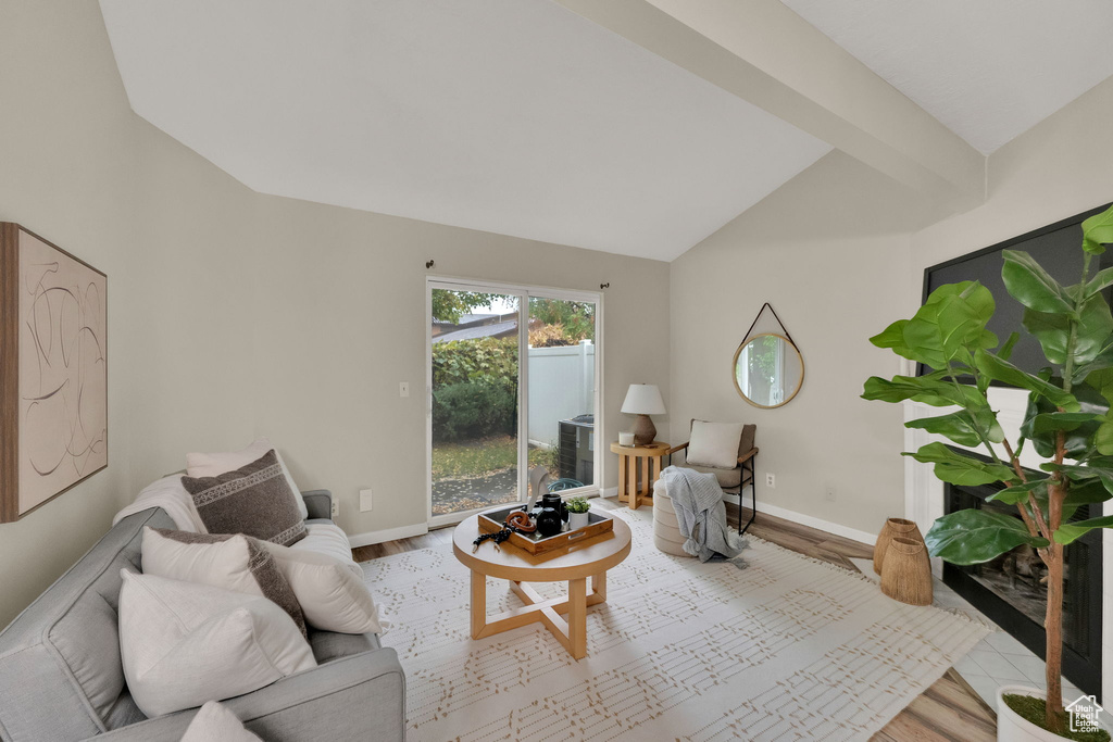 Photo 8 for MLS #2110828 at 426 N Orchard Dr #5