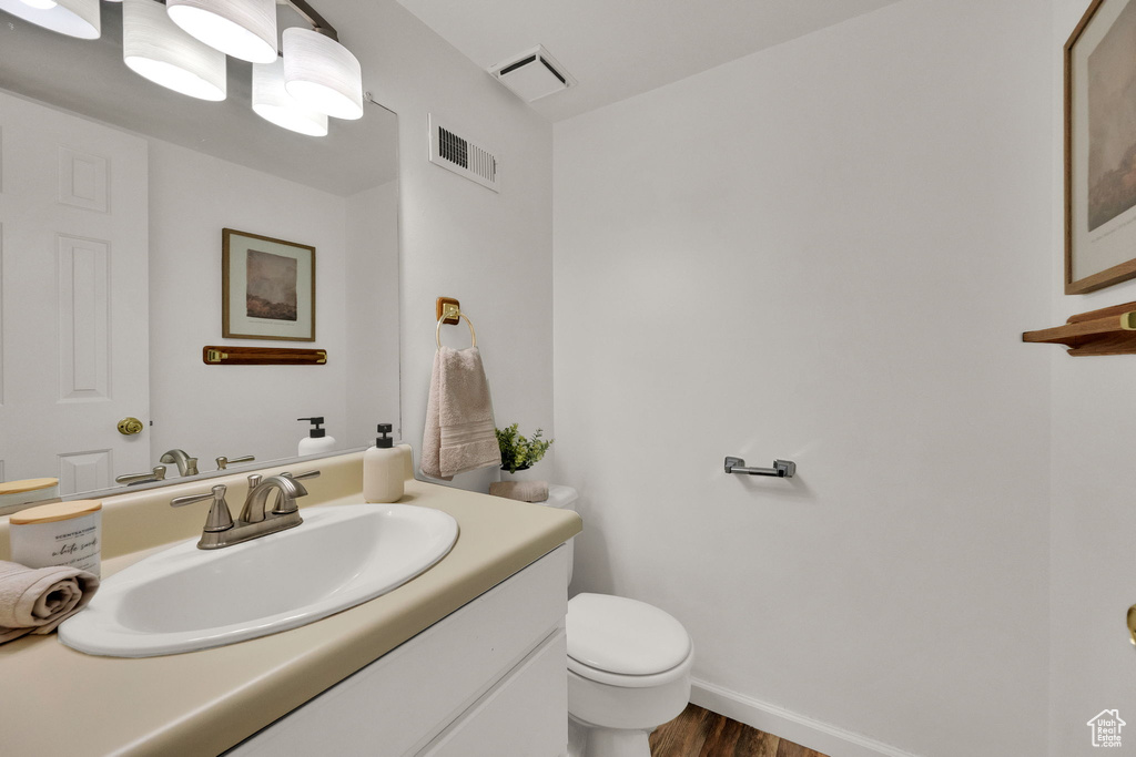 Photo 9 for MLS #2110828 at 426 N Orchard Dr #5