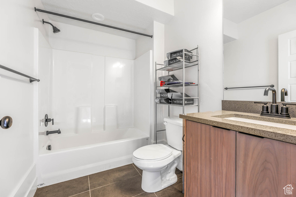 Photo 33 for MLS #2110829 at 328 E Tri Ln