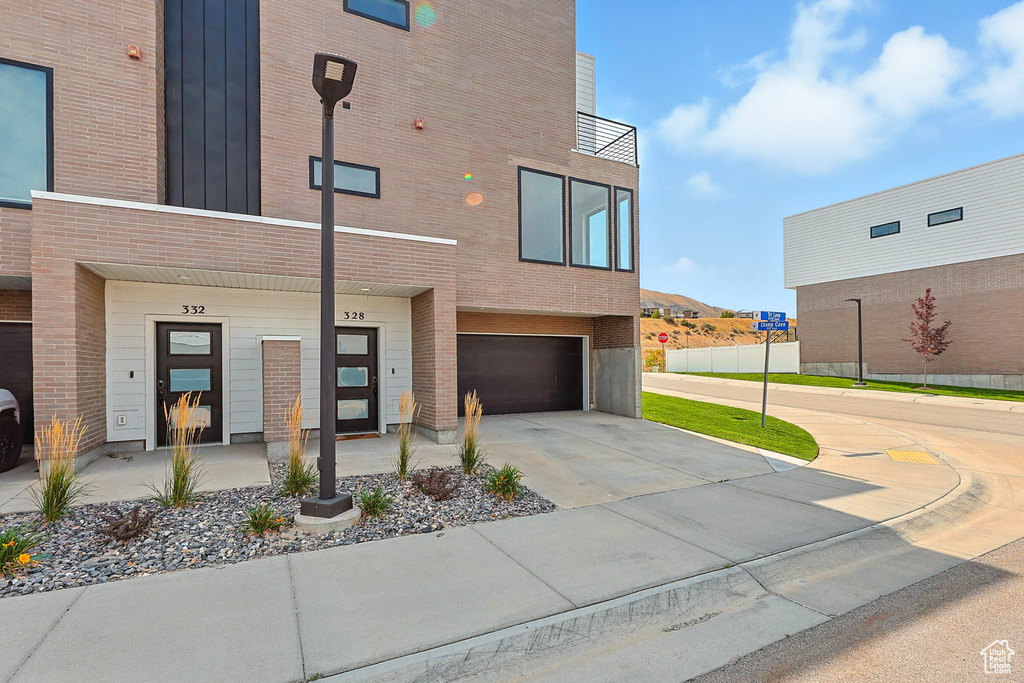 Photo 36 for MLS #2110829 at 328 E Tri Ln