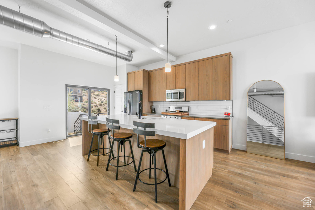 Photo 8 for MLS #2110829 at 328 E Tri Ln