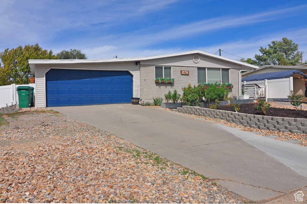 879 N DIAMOND ST Layton, UT 84041
