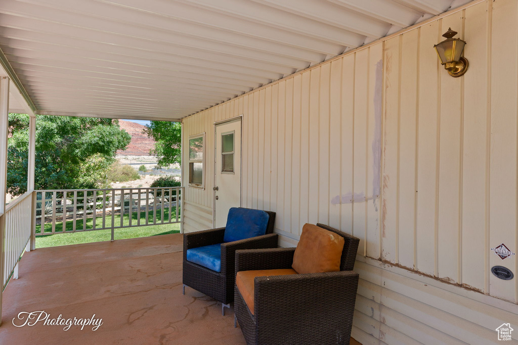 Photo 3 for MLS #2110834 at 4 Scenic Cir #4