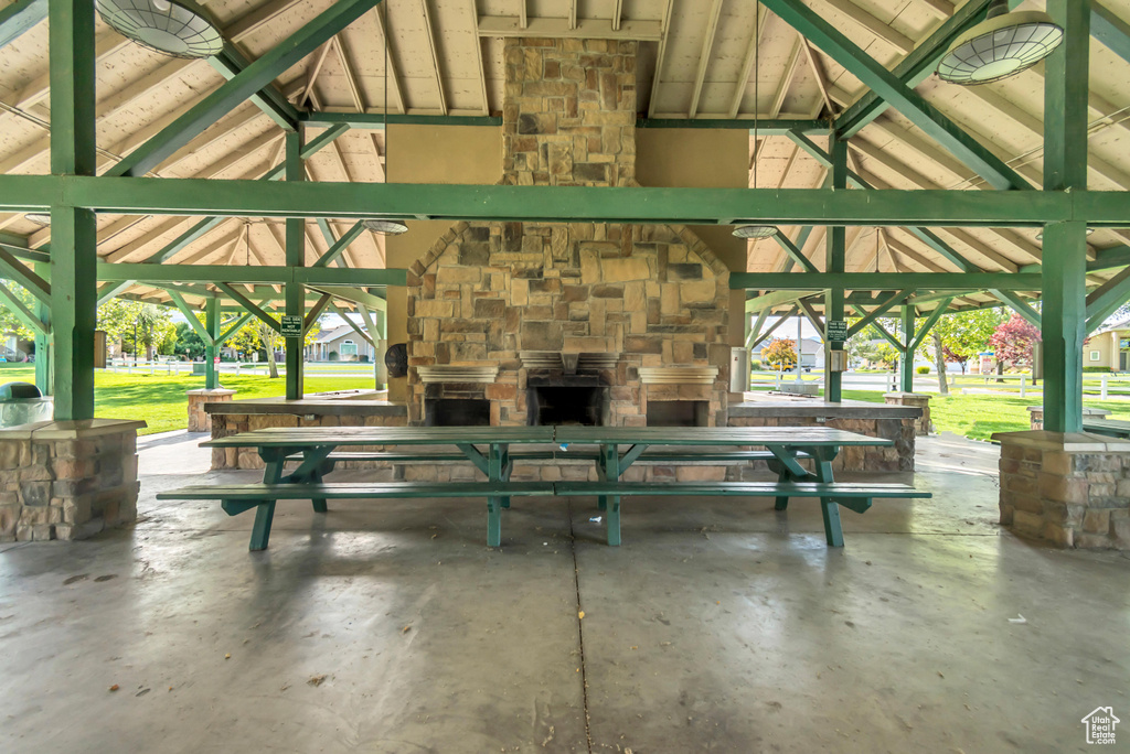 Photo 45 for MLS #2110837 at 812 S Saratoga Dr