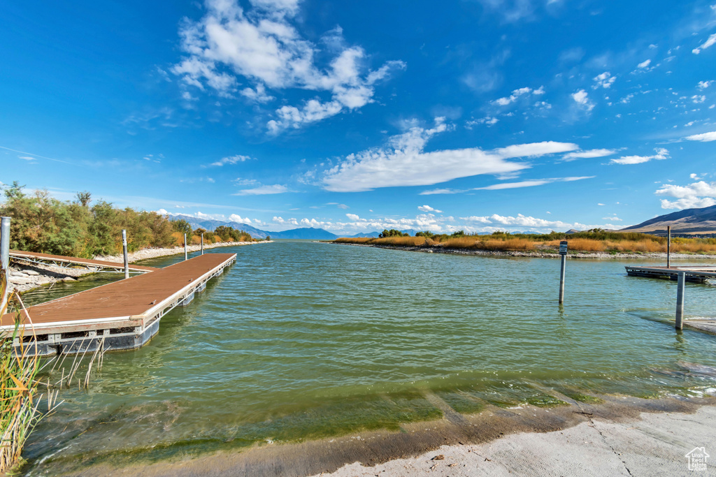 Photo 51 for MLS #2110837 at 812 S Saratoga Dr