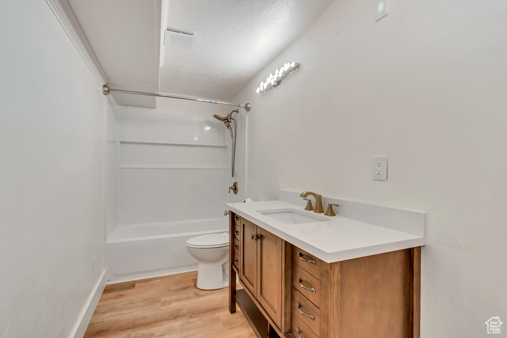 Photo 30 for MLS #2110837 at 812 S Saratoga Dr