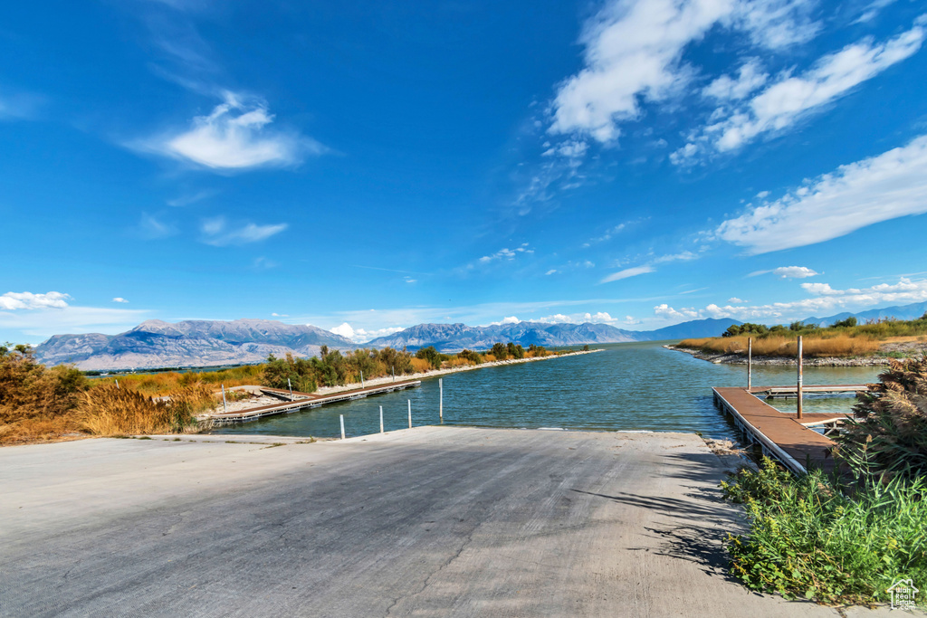 Photo 53 for MLS #2110837 at 812 S Saratoga Dr