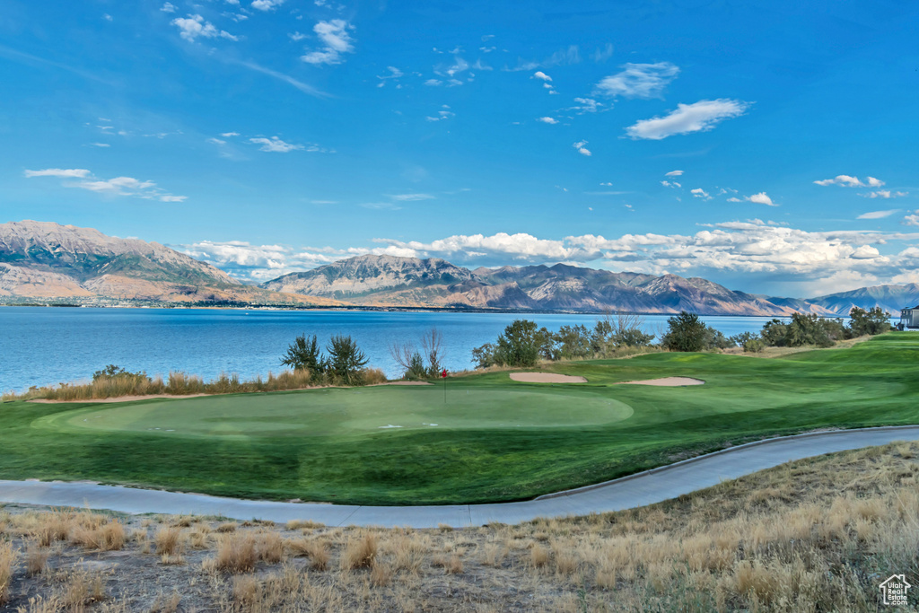 Photo 54 for MLS #2110837 at 812 S Saratoga Dr