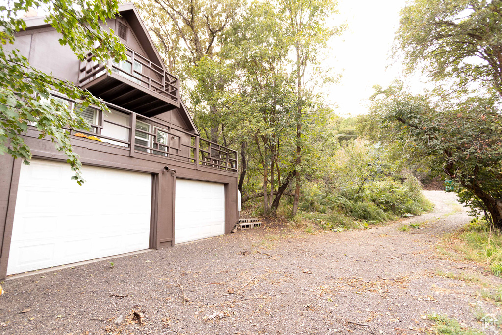 2562 N VIKING DR Eden, UT 84310