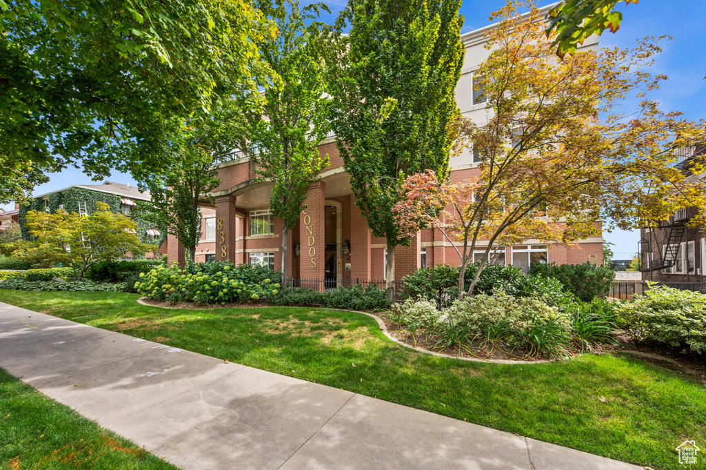 Photo 3 for MLS #2110850 at 838 South Temple #206