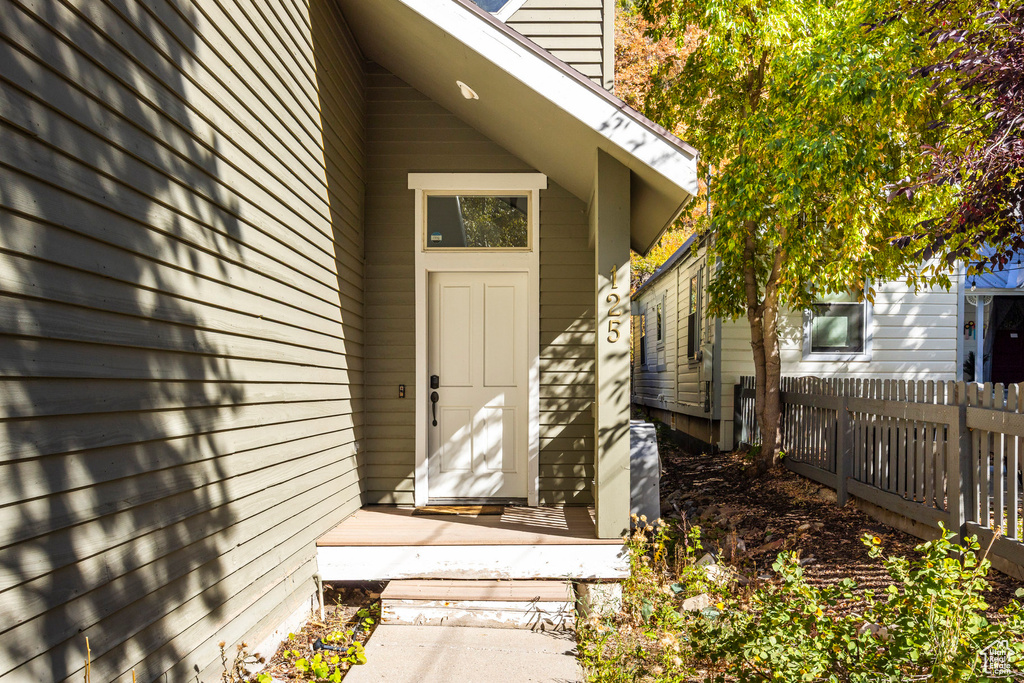 Photo 25 for MLS #2110859 at 125 Daly Ave