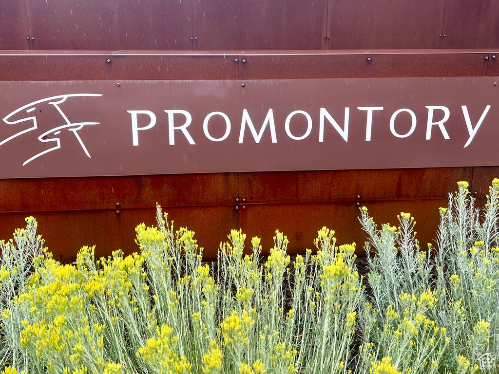 695 E CANYON GATE RD Park City, UT 84098