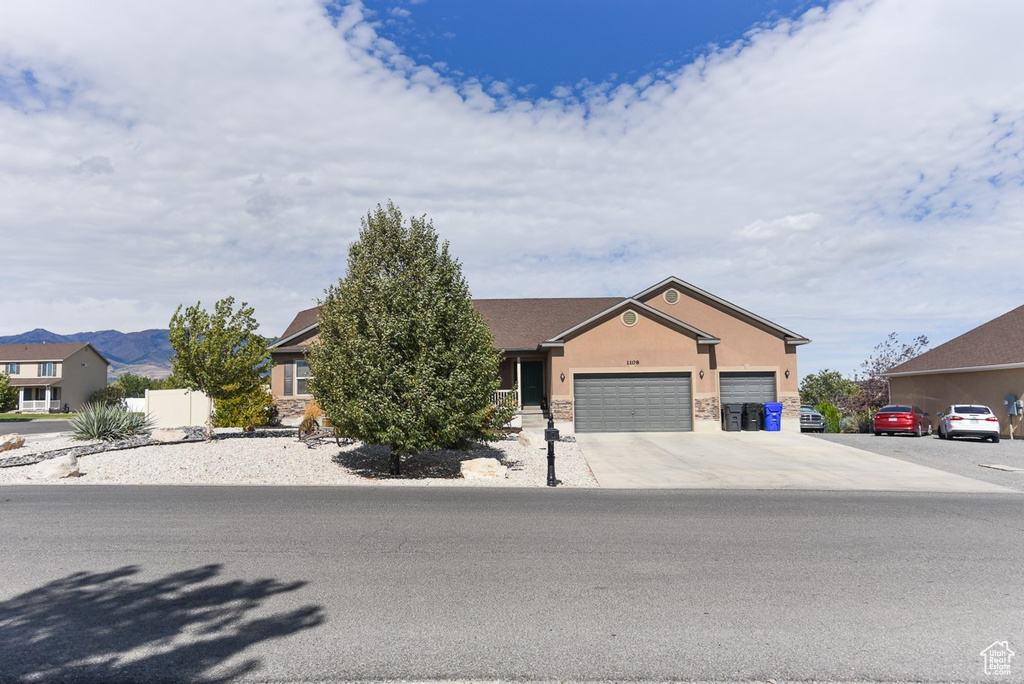 1108 S LEGRAND DR. Grantsville, UT 84029