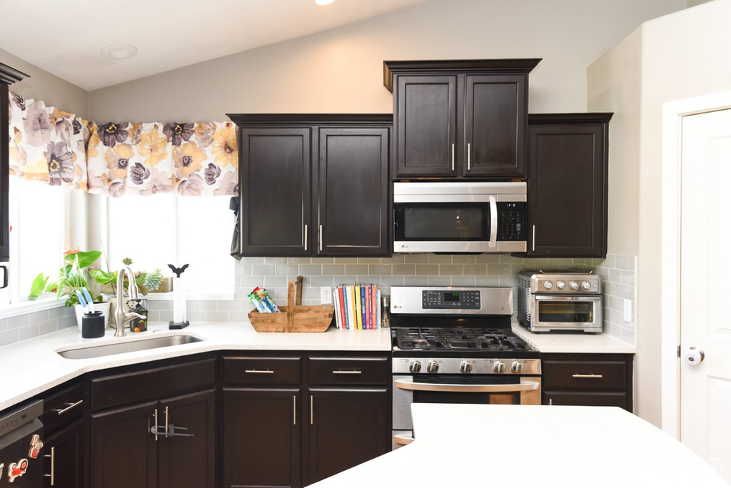 1108 S LEGRAND DR. Grantsville, UT 84029