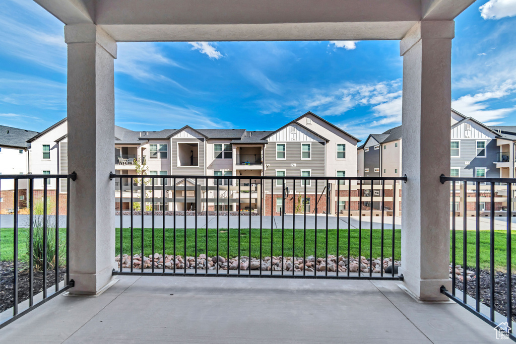 884 N VAN DYNE DR #101 Saratoga Springs, UT 84045