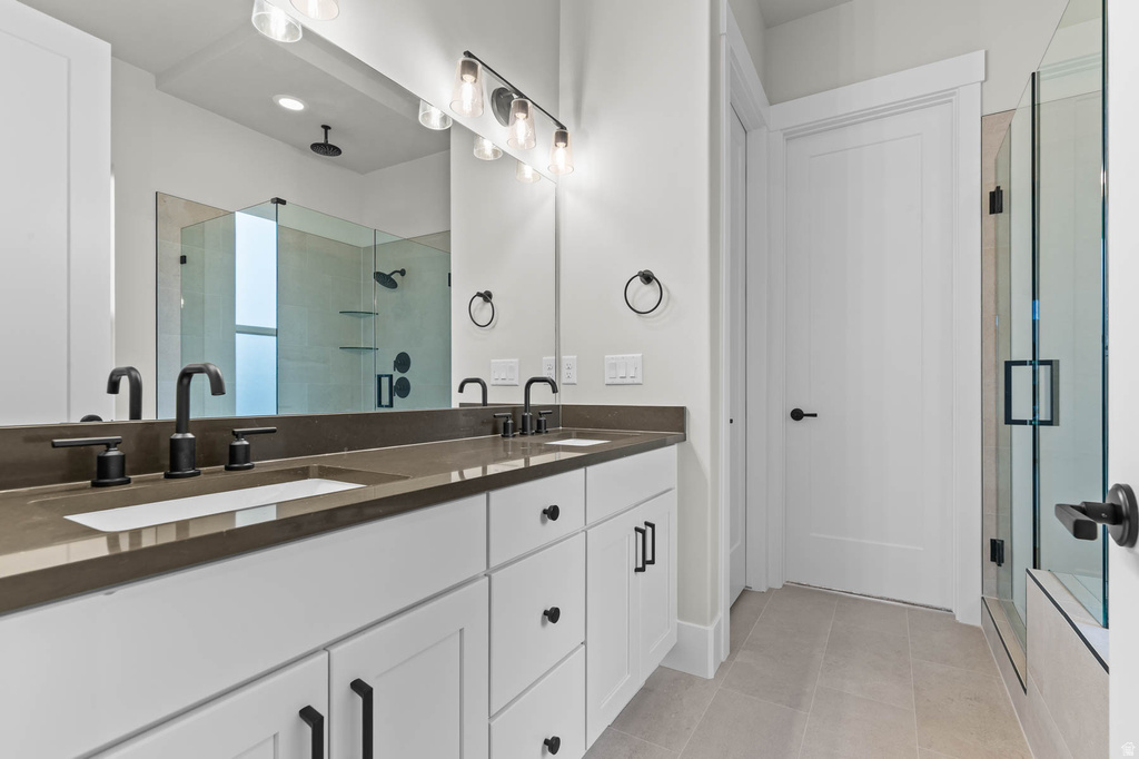 1196 W 2325 S Syracuse, UT 84075