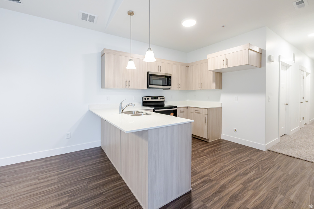 709 W 4500 S #N302 Mapleton, UT 84664