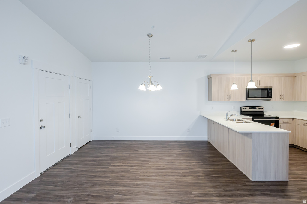 709 W 4500 S #N302 Mapleton, UT 84664