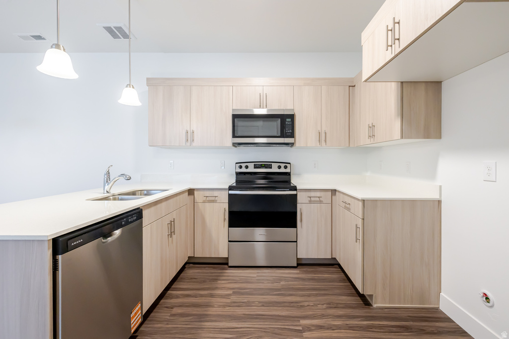 709 W 4500 S #N302 Mapleton, UT 84664