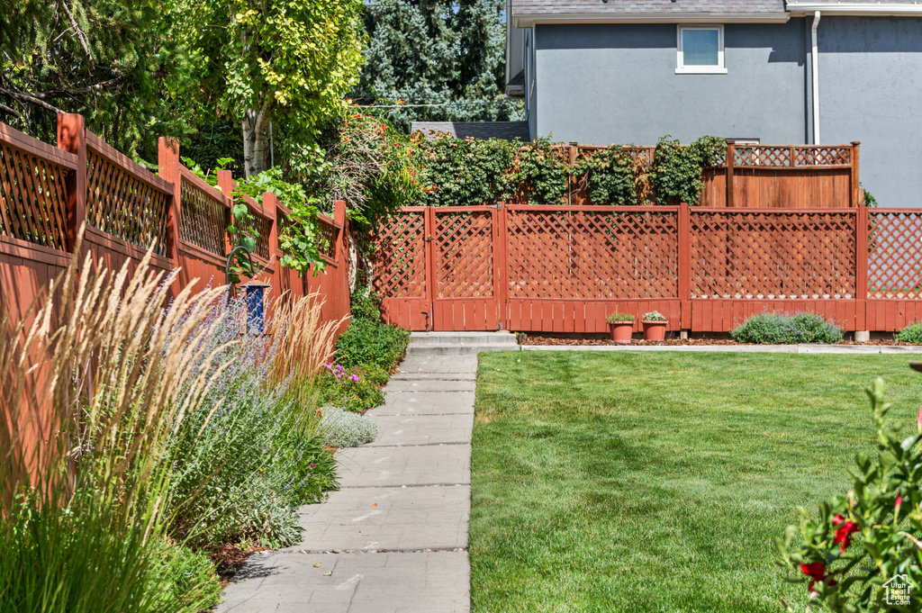 1037 E 3RD AVE Salt Lake City, UT 84103