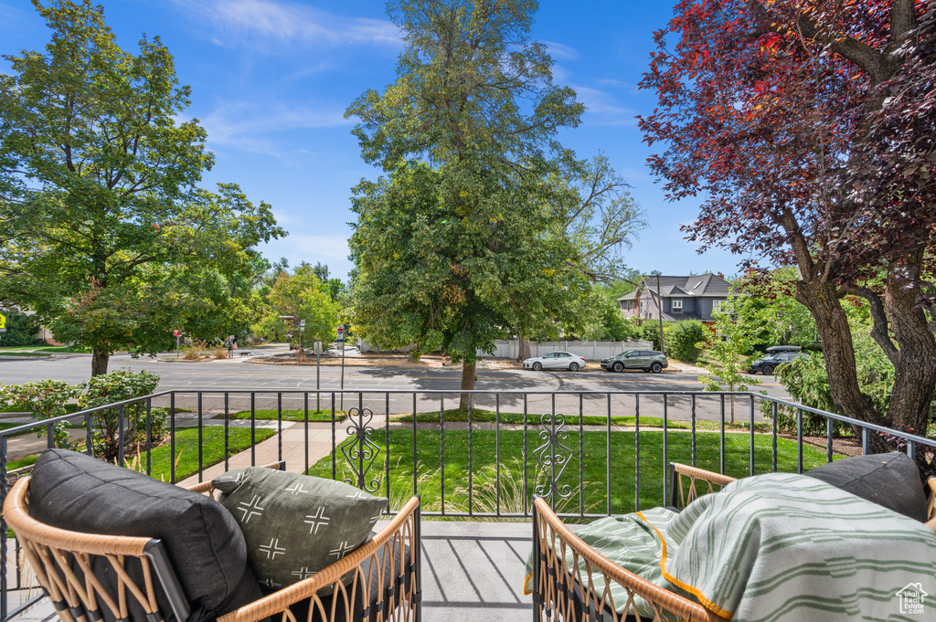 1037 E 3RD AVE Salt Lake City, UT 84103