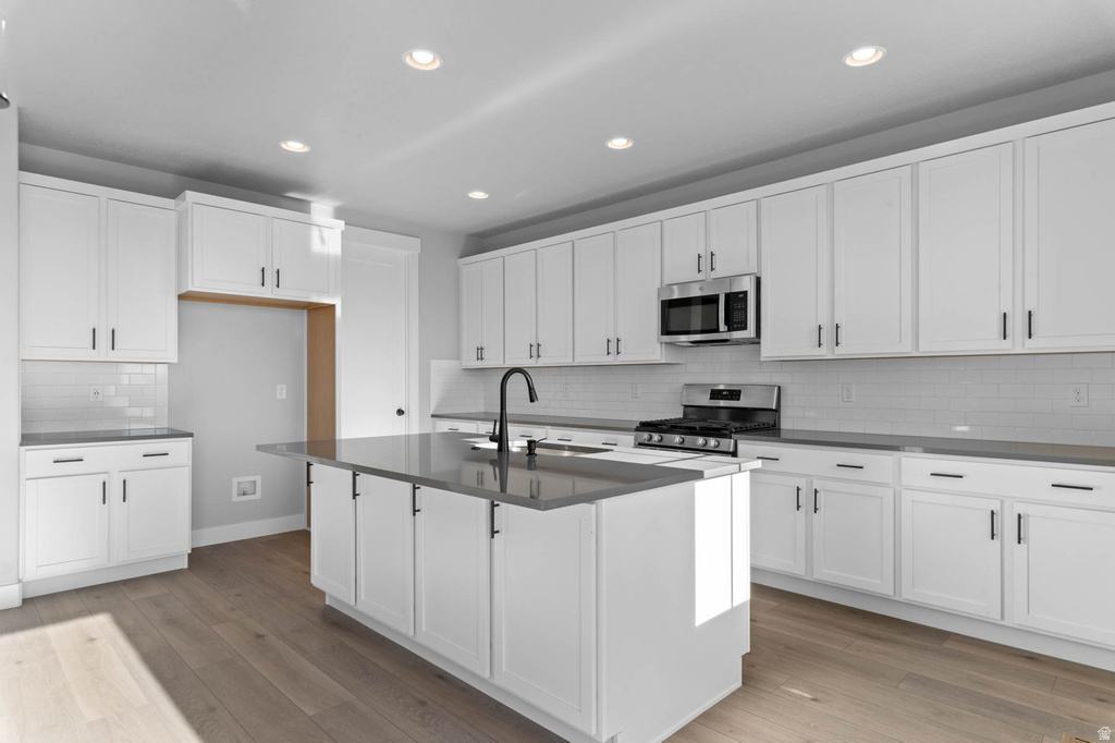 1315 W 2325 S Syracuse, UT 84075